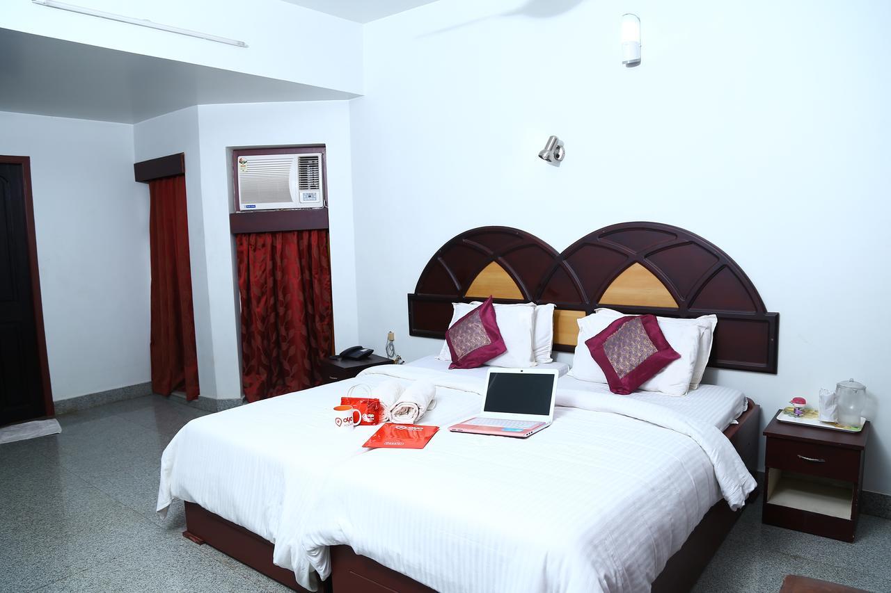 Oyo 9116 Thamburu International Hotel Thiruvananthapuram Екстер'єр фото